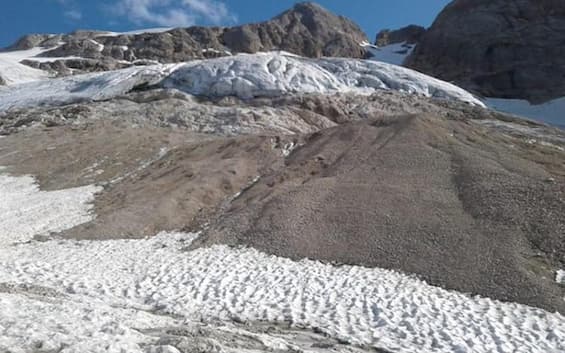 Ghiacciaio Marmolada Sta Morendo Perso L 85 Del Suo Volume Sky TG24