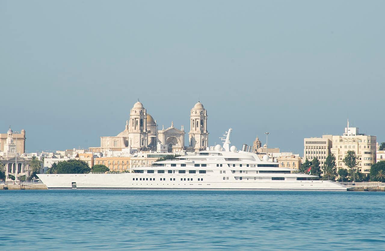 Lo yacht di Jeff Bezos è la barca a vela più costosa del mondo ecco