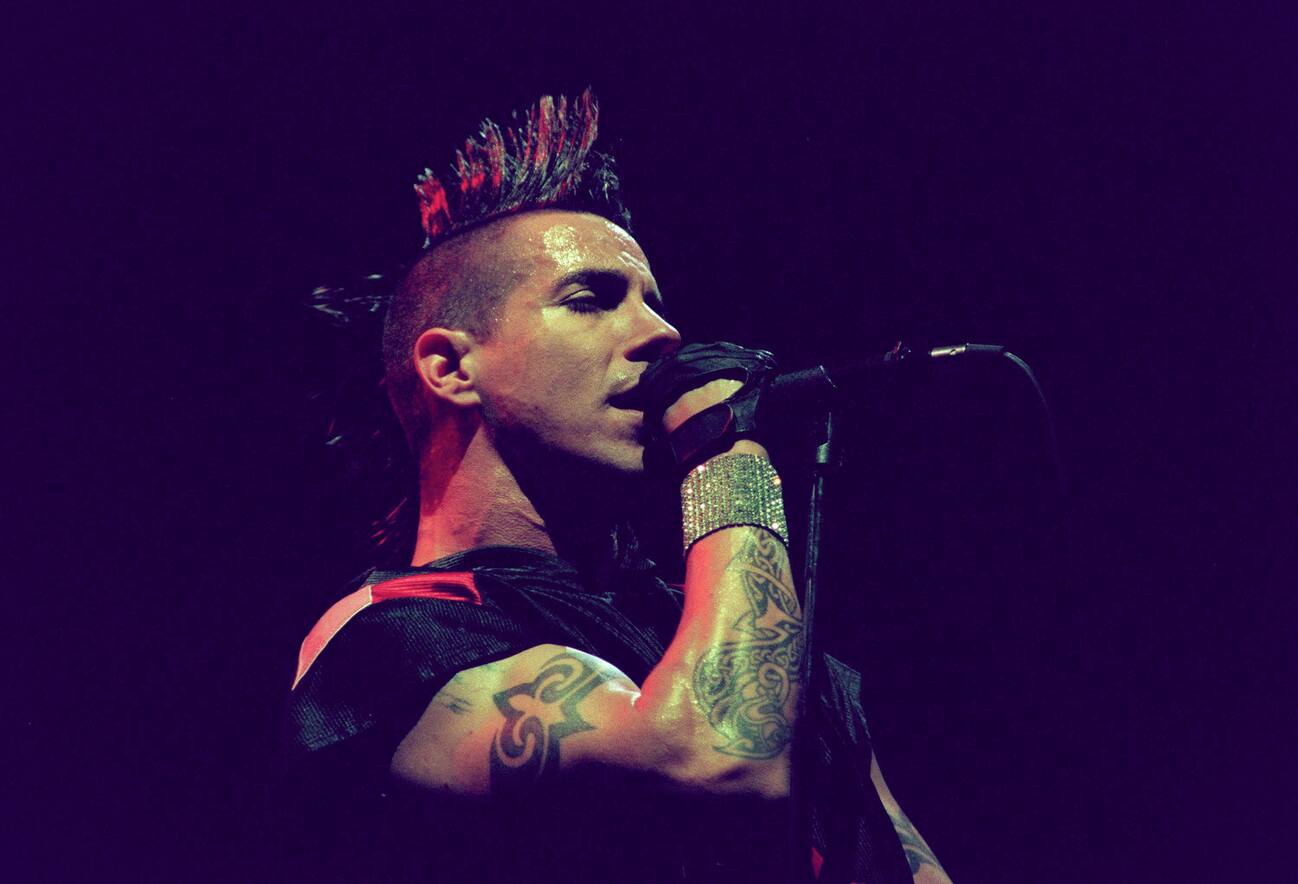 I Anni Di Anthony Kiedis Le Esibizioni Cult Del Frontman Dei Red Hot Chili Peppers Foto
