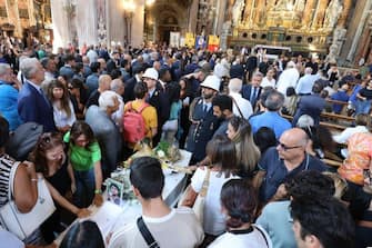 Esterno della Chiesa in Piazza del Gesù in attesa della cerimonia funebre di Giogiò Cutolo, il musicista di 24 anni ucciso da un ragazzino di 17 anni, Napoli, 6 Settembre 2023. ANSA/CIRO FUSCO