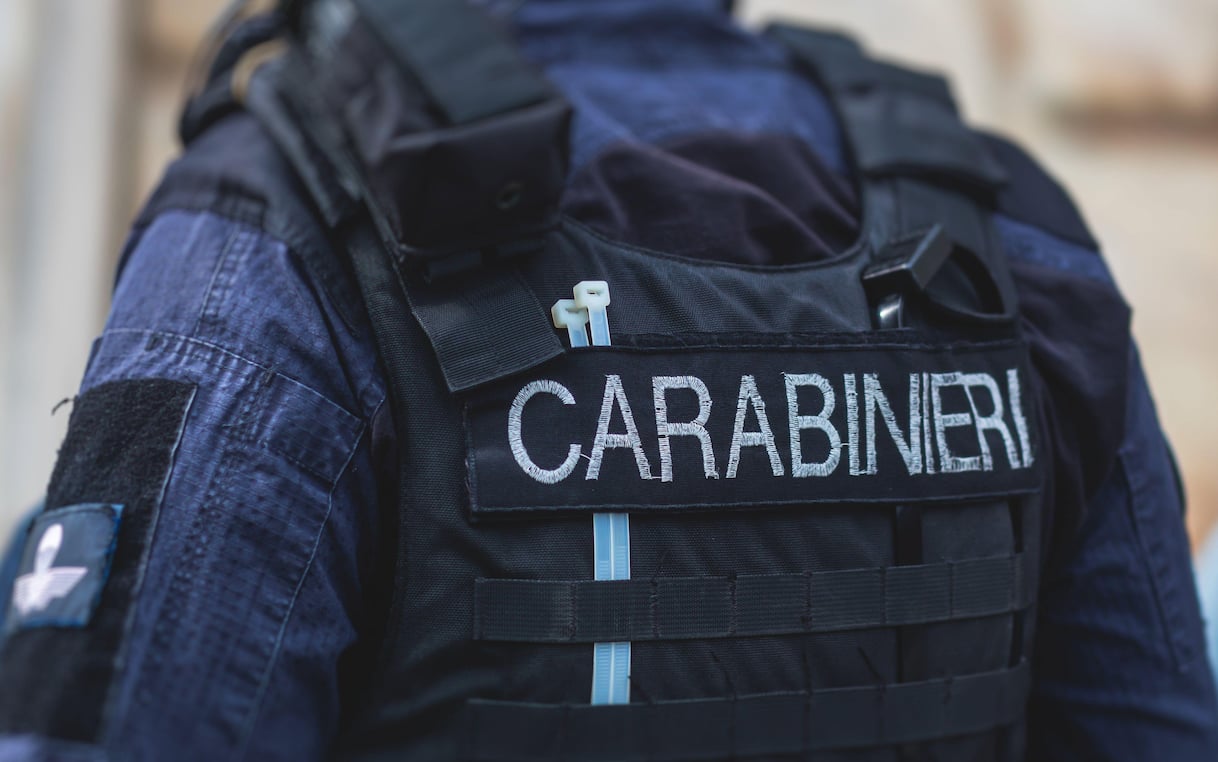 Omicidio nel Torinese, uomo incappucciato uccide 39enne a Collegno e scappa Omicidio nel Torinese, uomo incappucciato uccide 39enne a Collegno e scappa