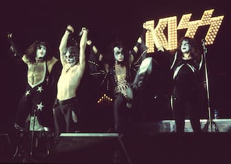 Paul Stanley, Peter Criss, Gene Simmons and Ace Frehley of KISS in London, 1976 (Photo by Chris Walter/WireImage)