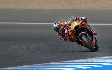 VINALES: 5; BASTIANINI: 5