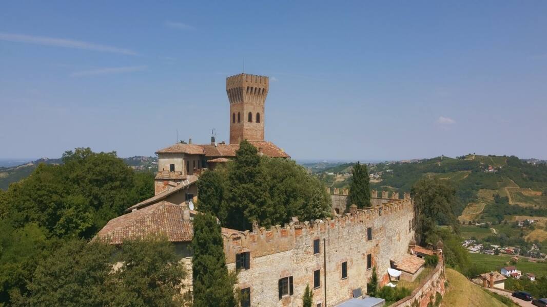 UnaBoccatad_Arte2022_borgo_still05.jpg