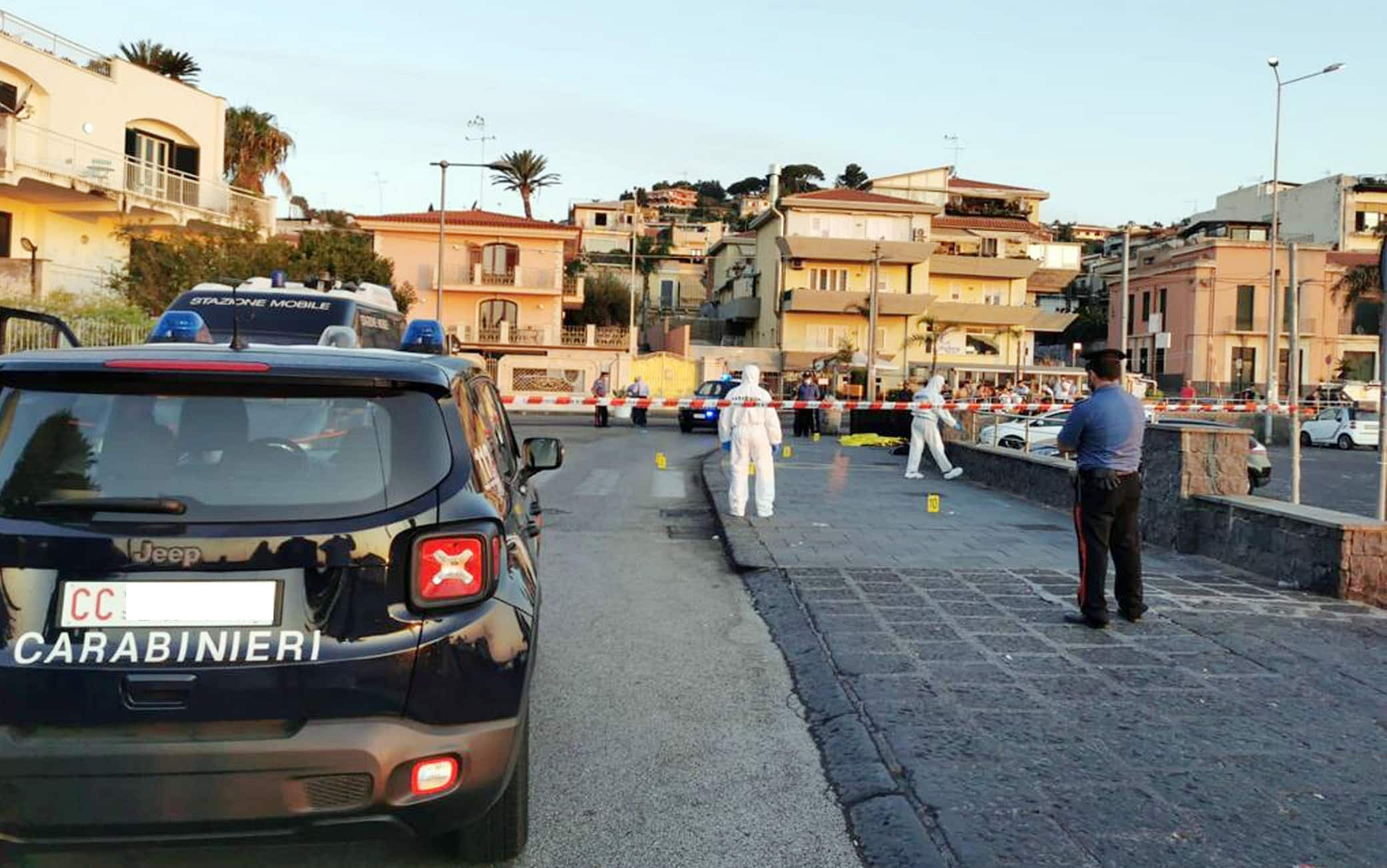 Una 26enne, Vanessa Zappalà, è stata uccisa con diversi colpi di arma da fuoco la notte scorsa mentre passeggiava in compagnia di amici sul lungomare di Acitrezza, frazione marinara di Aci Castello, nel Catanese, 23 Agosto 2021. ANSA/US/CC