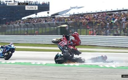 Dovizioso torna a casa dopo l'incidente. VIDEO