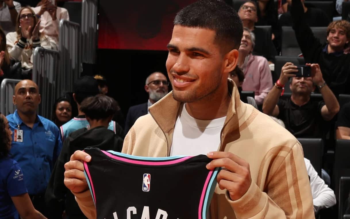 NBA: Alcaraz Cheers on Heat in Miami | Sports News