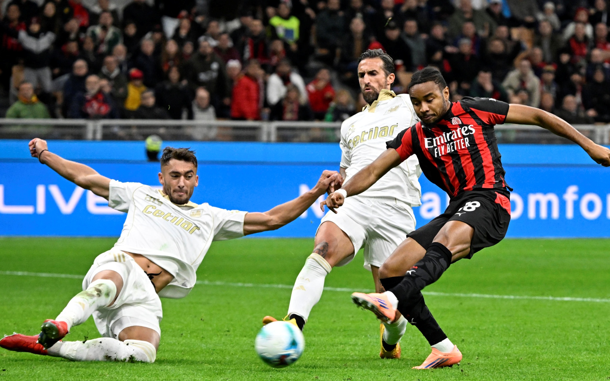 MILAN (QY-386)