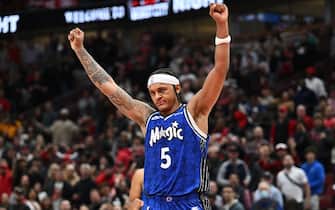 CHICAGO, ILLINOIS - NOVEMBER 15: Paolo Banchero #5 of the Orlando Magic celebrates after making a basket to defeat the Chicago Bulls 96-94 at United Center on November 15, 2023 in Chicago, Illinois. NOTE TO USER: User expressly acknowledges and agrees that, by downloading and or using this photograph, User is consenting to the terms and conditions of the Getty Images License Agreement. (Photo by Jamie Sabau/Getty Images)