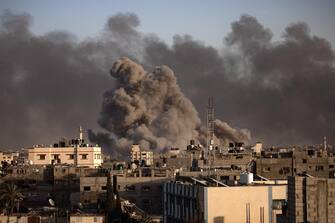 Khan Yunis sotto le bombe di Israele