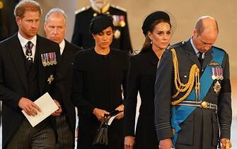 William, Kate, Harry e Meghan a Westminster Hall per i funerali della regina Elisabetta