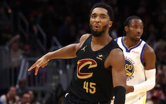 CLEVELAND, OH - NOVEMBER 5: Donovan Mitchell #45 of the Cleveland Cavaliers celebrates during the game against the Golden State Warriors on November 5, 2023 at Rocket Mortgage FieldHouse in Cleveland, Ohio. NOTE TO USER: User expressly acknowledges and agrees that, by downloading and/or using this Photograph, user is consenting to the terms and conditions of the Getty Images License Agreement. Mandatory Copyright Notice: Copyright 2023 NBAE (Photo by Lauren Leigh Bacho/NBAE via Getty Images)