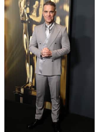 12-governors-awards-2024-red-carpet-look-ipa - 1