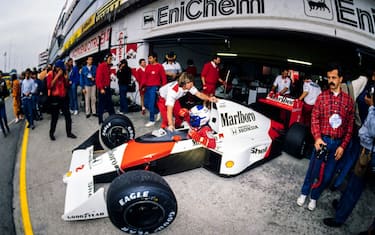 Altra doppietta, ancora con Prost e Senna sulla McLaren