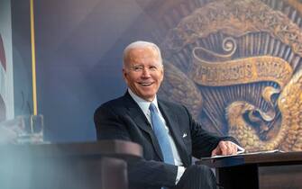 Il presidente americano Joe Biden non ha avvertito in anticipo Donald Trump della nomina di un procuratore speciale, Jack Smith, che si occuperà di riunire tutte le inchieste federali che riguardano l’ex capo di Stato, perché “il dipartimento di giustizia è un organo indipendente”. Immediata la reazione di Trump: “una scelta politica e ingiusta”
