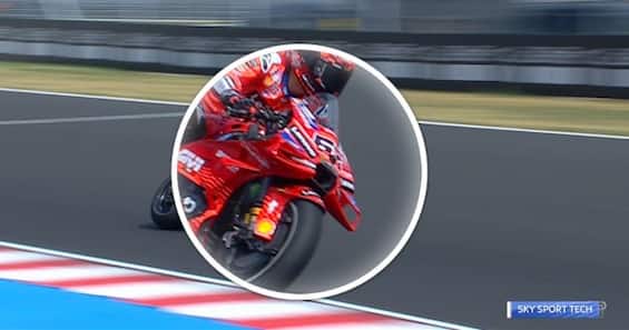 https://static.sky.it/editorialimages/030239679ffd4ae6d5b8d97f6bfb8983b37c995e/skysport/it/motori/motogp/video/2025/08/22/bagnaia-problemi-gp-ungheria-prove-libere-1030548/bagnaia_sky_tech_og.jpg?im=Resize,width=565