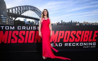 03_star_look_rosso_red_carpet_atwell_mission_impossible_getty - 1
