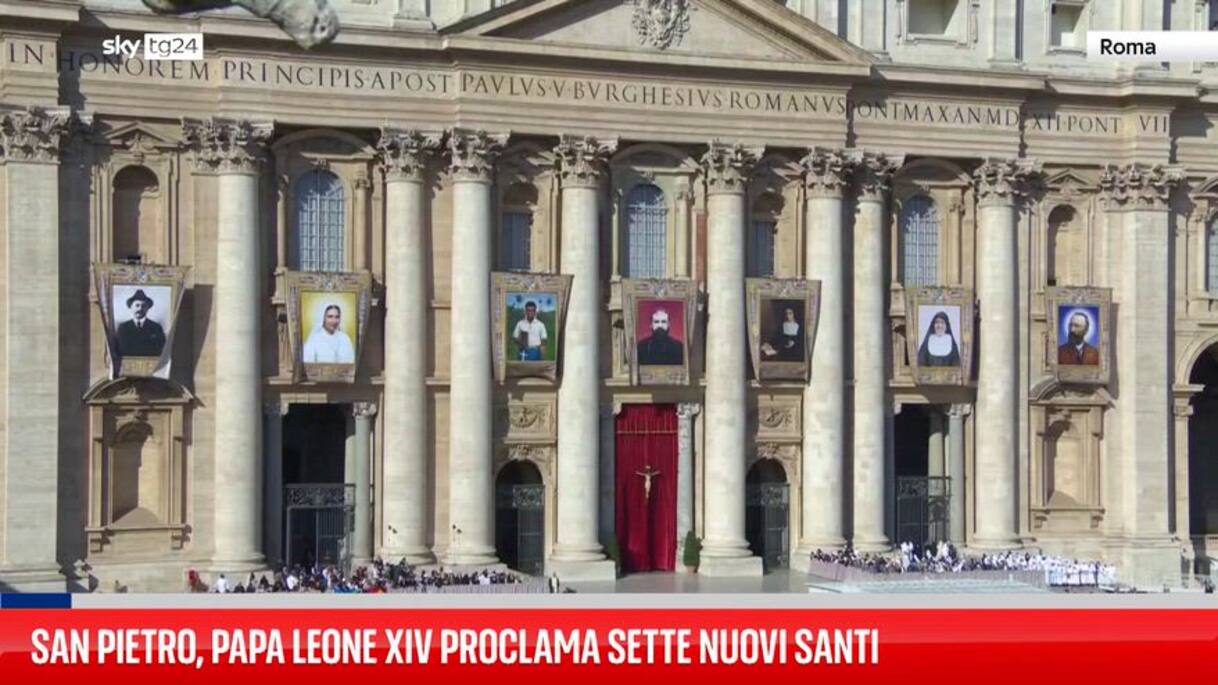 San Pietro, Papa Leone XIV proclama sette nuovi santi | Video Sky TG24