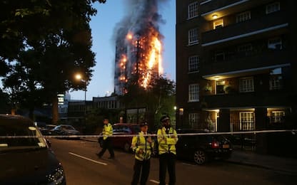 Grenfell Tower, l'inchiesta: a causare strage disonestà e incompetenza