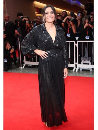 antonia-truppo-venezia-2024-red-carpet-getty - 1