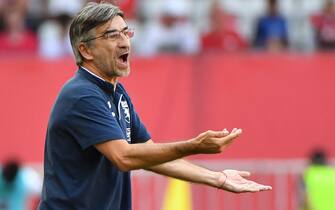 Torino's Croatian head coach Ivan Juric reacts during the friendly football match between OGC Nice and Torino F.C. at the Allianz Riviera stadium in Nice, southeastern France, on July 30 2022, (Photo by Sylvain THOMAS / AFP) (Photo by SYLVAIN THOMAS/AFP via Getty Images)