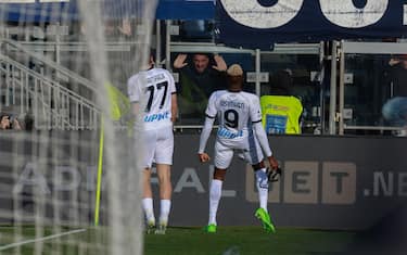 Napoli's Victor Osimhen jubilates after scoring the goal (0-1)  during the Italian Serie A soccer match Cagliari calcio vs SS Napoli at the Unipol domus in Cagliari, Italy, 25 february 2024 
ANSA/FABIO MURRU