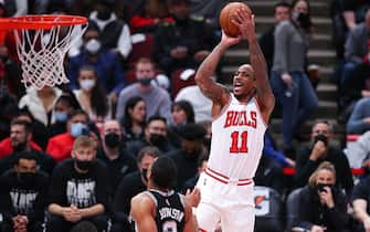 CHICAGO, IL - FEBRUARY 14: Chicago Bulls forward DeMar DeRozan (11) in action during a NBA game between the San Antonio Spurs and the Chicago Bulls on February 14, 2022 at the United Center in Chicago, IL. (Photo by Melissa Tamez/Icon Sportswire via Getty Images)