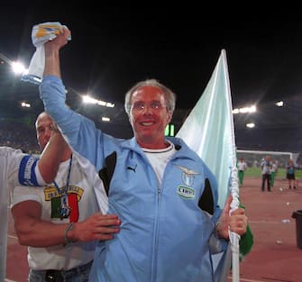 2000:  Sven Goran Eriksson of Lazio celebrates winning the "Scudetto". Mandatory Credit: Grazia Neri/ALLSPORT