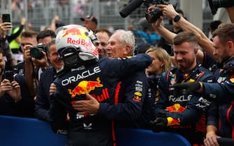 CIRCUIT GILLES-VILLENEUVE, CANADA - JUNE 18: Max Verstappen, Red Bull Racing, 1st position, celebrates with his team on arrival in Parc Ferme during the Canadian GP at Circuit Gilles-Villeneuve on Sunday June 18, 2023 in Montreal, Canada. (Photo by Glenn Dunbar / LAT Images)