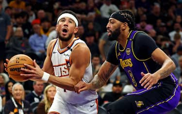 BOOKER, DURANT E BEAL NE METTONO 78 IN TRE