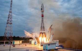 epa10794399 A handout image made available by the Roscosmos State Space Corporation shows the Soyuz-2.1b rocket with the moon lander Luna 25 (Moon) automatic station as it takes off from a launch pad at the Vostochny Cosmodrome, outside the city of Tsiolkovsky, some 180 km north of Blagoveschensk, in the far eastern Amur region, Russia, 11 August 2023. The Soyuz rocket with the first lunar spacecraft in the history of modern Russia was launched from the Vostochny Cosmodrome. Luna-25 will be the first station in the world to land in the near-polar zone of the Moon, on difficult terrain.  EPA/ROSCOSMOS STATE SPACE CORPORATION  HANDOUT EDITORIAL USE ONLY/NO SALES