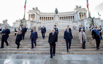 Roma - Il Presidente della Repubblica Sergio Mattarella in occasione di una deposizione di una corona d'alloro sulla Tomba del Milite Ignoto all'Altare della Patria, oggi 4 novembre 2023.
(Foto di Paolo Giandotti - Ufficio Stampa per la Stampa e la Comunicazione della Presidenza della Repubblica)