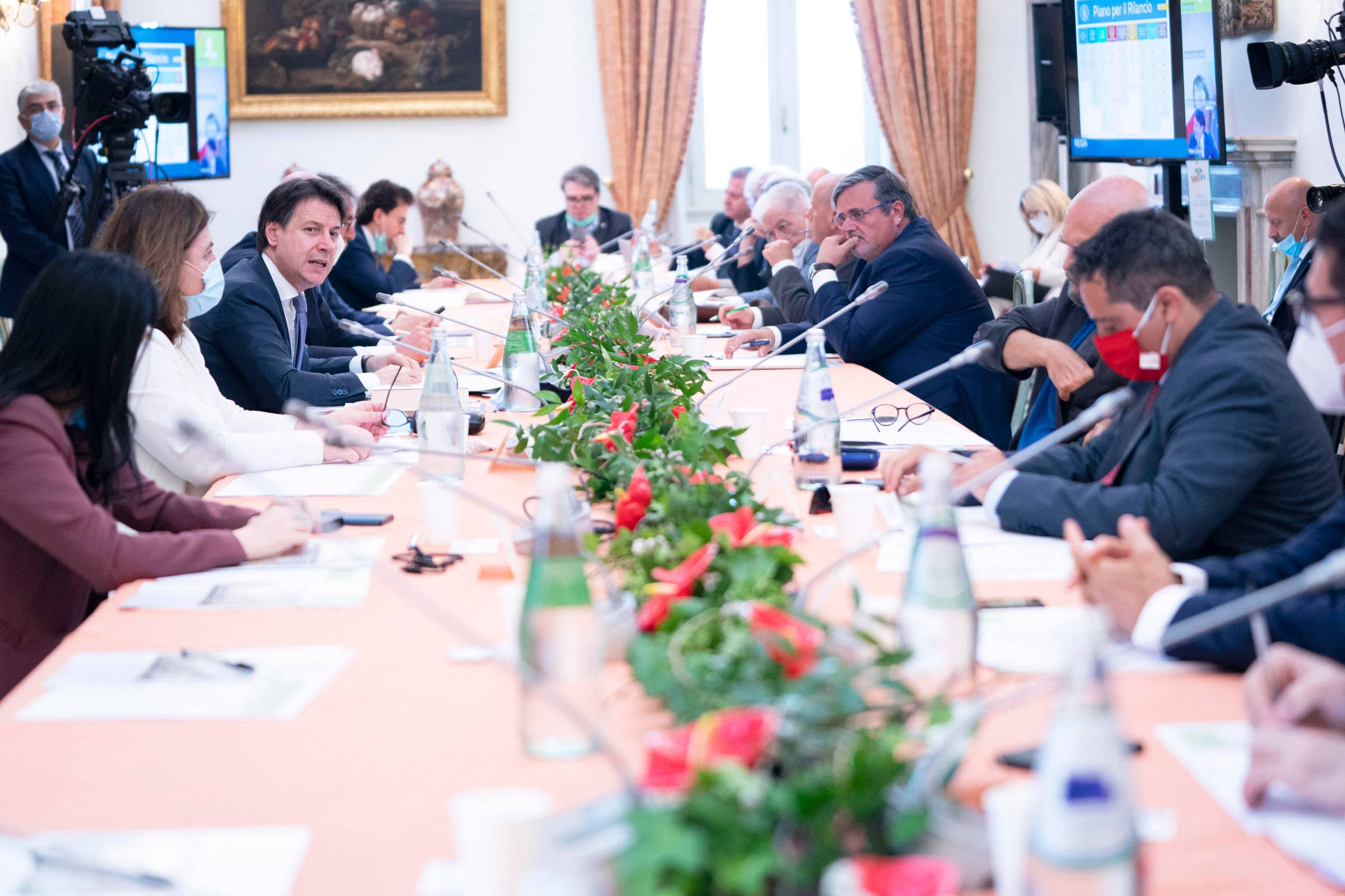 Il premier Conte durante i lavori degli Stati generali, il 15 giugno 2020, a Roma