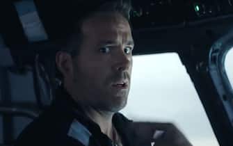 ryan reynolds in red notice
