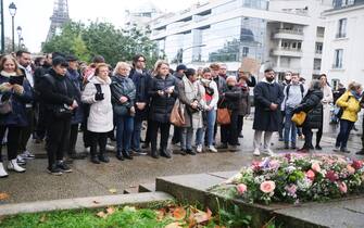 After opponents left the rally in the square in front of the Place des Martys Juifs at the Velodrome d'Hiver, the wreath that was to have been laid by members of La France Insoumise was laid by people who had come to the rally. Paris, France, on November 12, 2023. Photos by Jeremy Paoloni/ABACAPRESS.COM