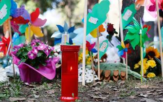 omaggi alla vittima dell'incidente stradale a Roma