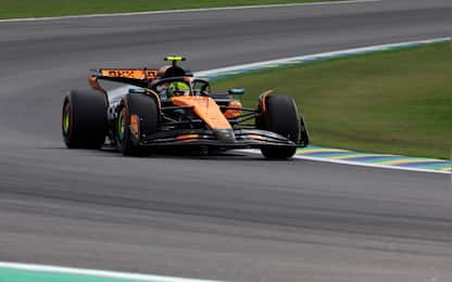 epa12513051 McLaren driver Lando Norris of Britain competes during qualifying for the Formula One Grand Prix of Sao Paulo at the Autodromo Jose Carlos Pace racetrack in Interlagos, Sao Paulo, Brazil, 08 November 2025. The 2025 Formula 1 Grand Prix of Sao Paulo will be held on 09 November.  EPA/Isaac Fontana