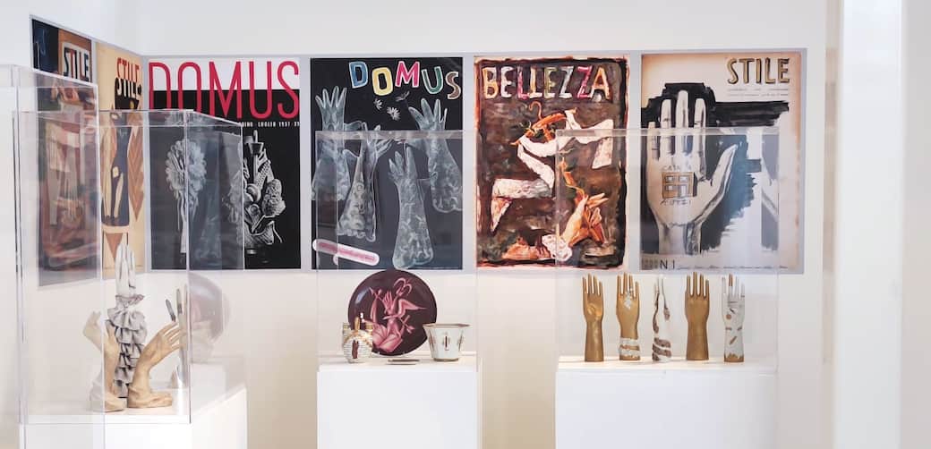 Vista_dell’allestimento_della_mostra_Gio_Ponti._Ceramiche_1922-1967_Oltre_duecento_opere_dell’inventore_del_Made_in_Italy._Courtesy_MIC_Faenza.jpg