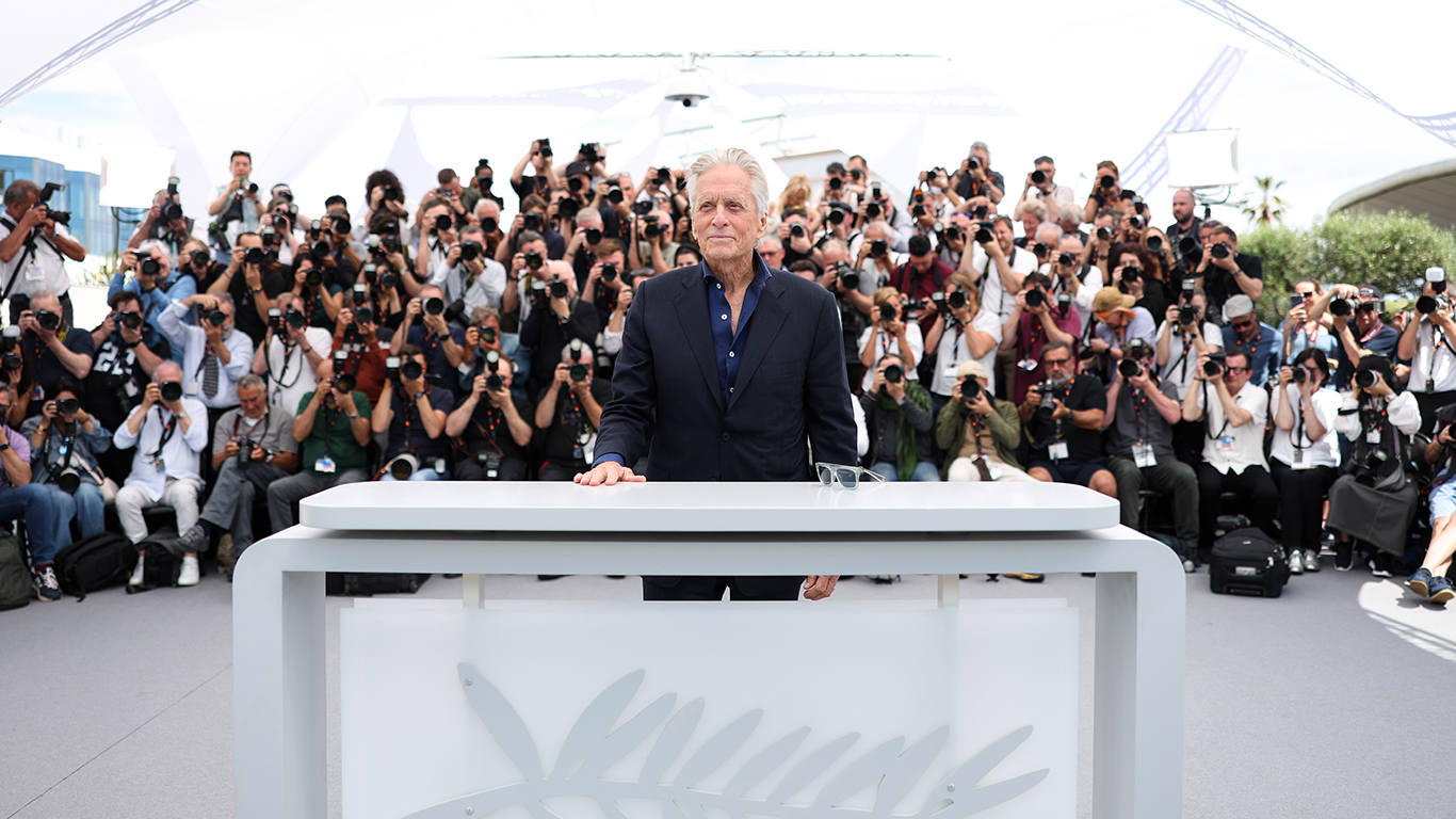 CANNES, FRANCE - MAY 16: Michael Douglas attends a photocall as he receives an honorary Plme D'Or at the 76th annual Cannes film festival at Palais des Festivals on May 16, 2023 in Cannes, France. (Photo by Pascal Le Segretain/Getty Images)