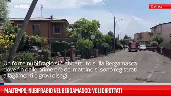 Maltempo, nubifragio nel Bergamasco: voli dirottati Maltempo, nubifragio nel Bergamasco: voli dirottati