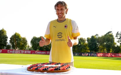 modric_torta_compleanno.jpg
