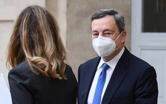Crisi di governo, è il giorno di Draghi al Quirinale
Crisi di governo, è il giorno di Draghi al Quirinale