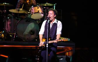 Milan, 19/10/2003 BRUCE SPRINGSTEEN in concerto © Elisabetta Viccari - Milan,19th October 2003 BRUCE SPRINGSTEEN in concert © Elisabetta Viccari -