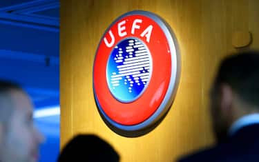 epa08337222 (FILE) - The UEFA logo on display after the meeting of the UEFA Executive Committee at the UEFA headquarters in Nyon, Switzerland, 07 December 2017 (re-issued on 01 April 2020). The UEFA has postponed on 01 April all planned matches of the national team's in June until further notice. The same applies to Champions and Europa League matches of this season.  EPA/LAURENT GILLIERON *** Local Caption *** 55950362