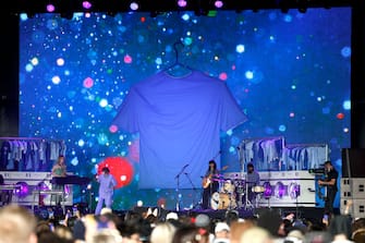 INDIO, CALIFORNIA - APRIL 12: (FOR EDITORIAL USE ONLY) Faye Webster performs at the Mojave Tent during the 2024 Coachella Valley Music and Arts Festival at Empire Polo Club on April 12, 2024 in Indio, California. (Photo by Frazer Harrison/Getty Images for Coachella)
