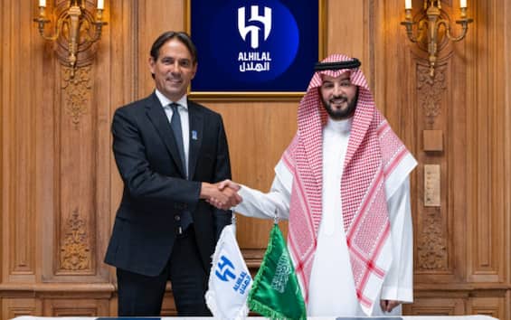 https://static.sky.it/editorialimages/08bc5bf7cd660d9a11a042bcc64d83da5836e8a4/skysport/it/calcio/calciomercato/video/2025/06/05/inzaghi-al-hilal-presentazione-video/inzaghi_jpg.jpg?im=Resize,width=565