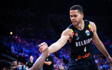 30.08 | ISLANDA-BELGIO 64-71
