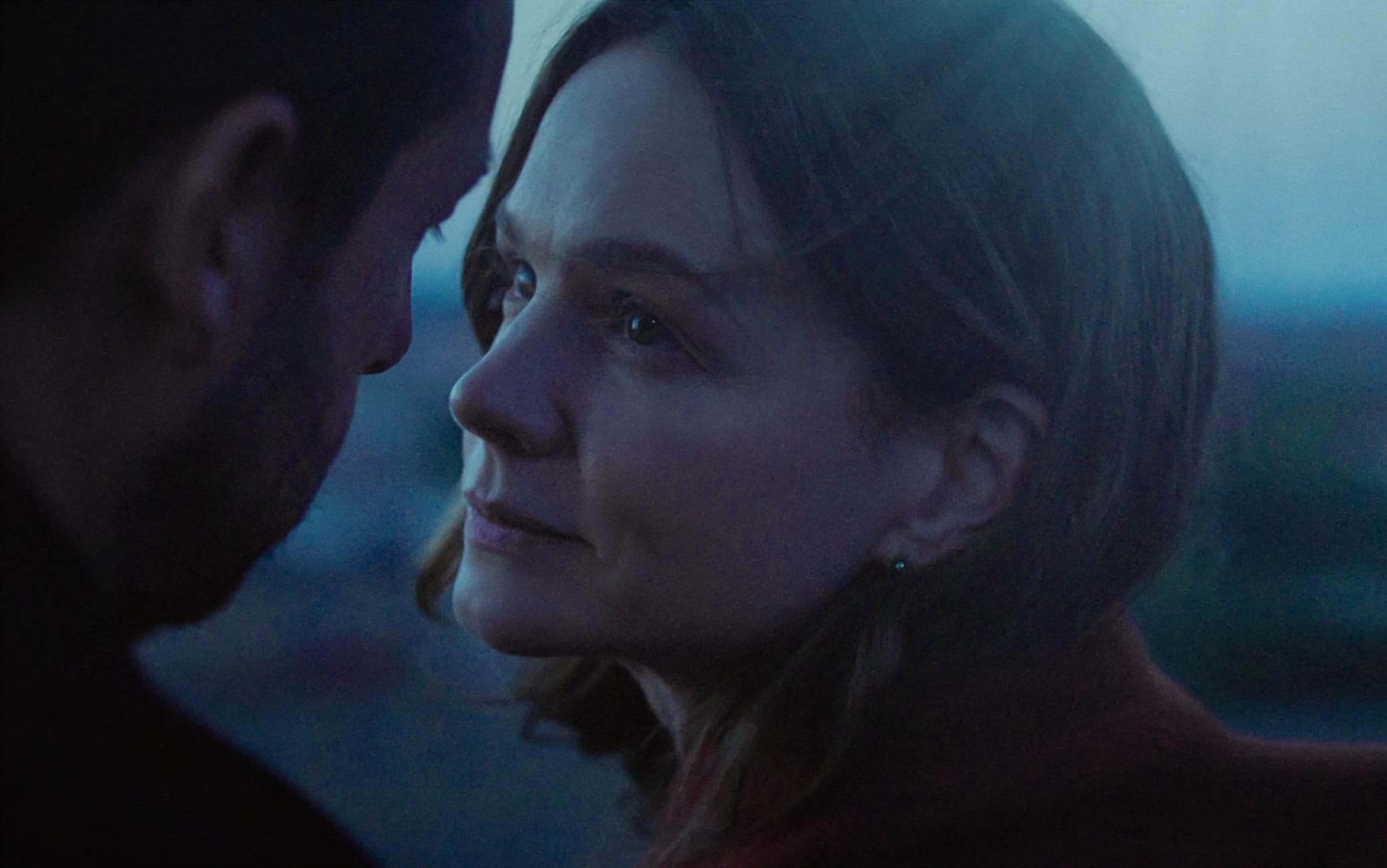 SPACEMAN. (L to R) Adam Sandler as Jakub and Carey Mulligan as Lenka in Spaceman. Cr. Courtesy of Netflix © 2023. 