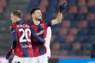 Serie A, Bologna-Fiorentina 2-0. Rossoblù al quarto posto. HIGHLIGHTS