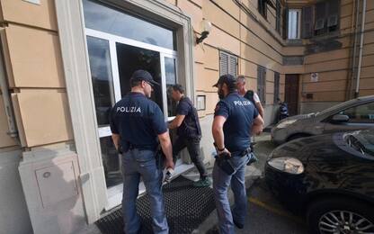 Torino, migranti si rifugiano in edificio abbandonato: denunciati